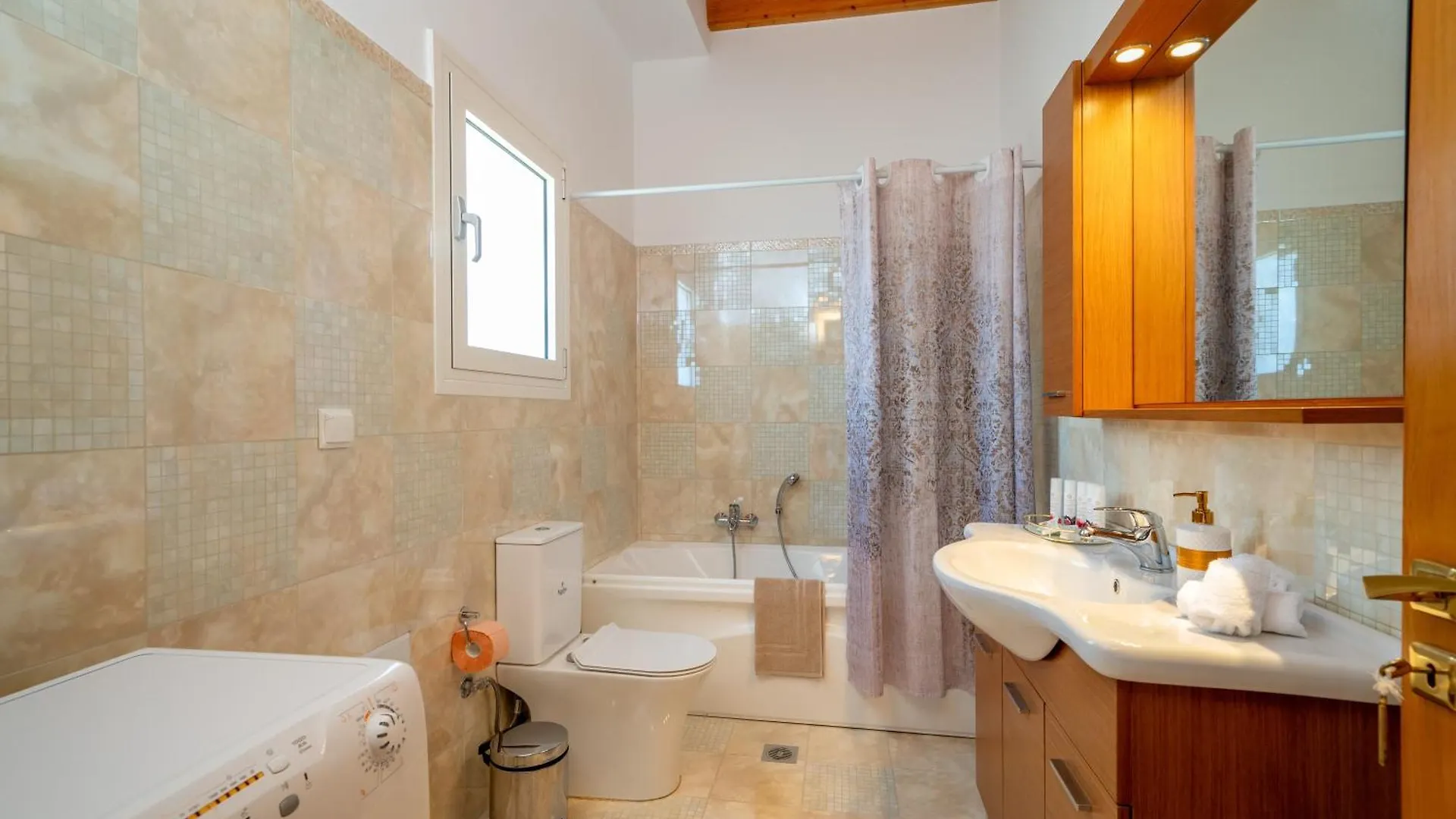 Metaxáta Irene Luxury Penthouse 아파트